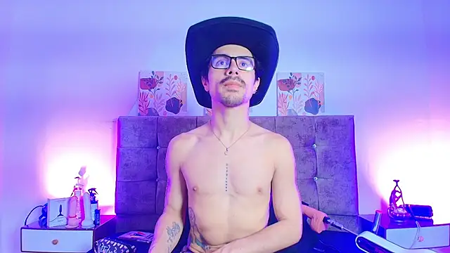 Ethan Briggs  online show from July 2026 03:48:01 AM