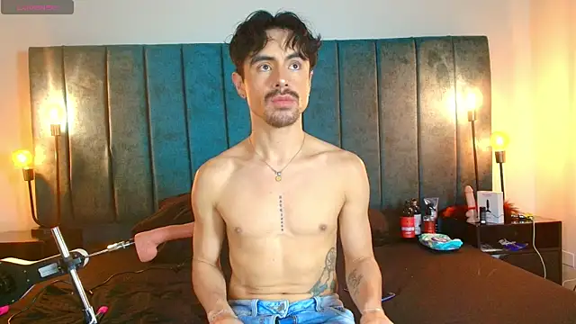 Ethan Briggs  online show from March 2026 03:51:02 AM