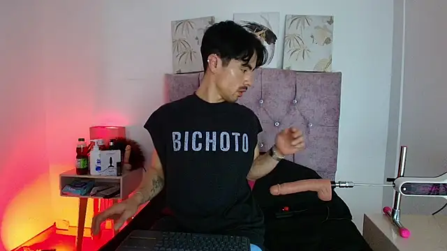 Ethan Briggs  online show from March 2026 03:42:02 AM