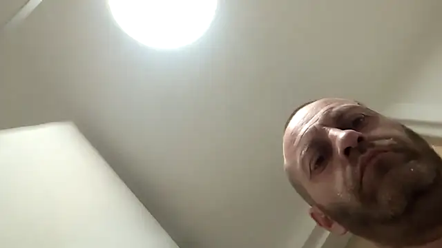 Snapshot of sterng6969 chatting on February 2026 04:52:02 AM sterng6969 online show from February 2026 04:52:02 AM