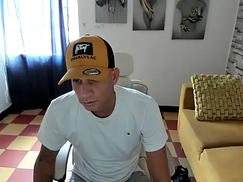 danisegura online show from January 2026 02:43:02 PM