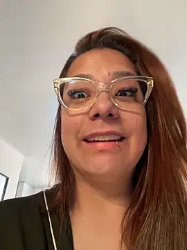 Pretty  Milf online show from May 2026 12:33:02 PM