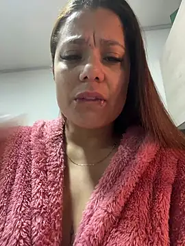 Pretty  Milf online show from March 2026 09:26:02 AM