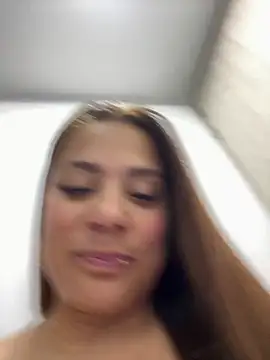 Pretty  Milf online show from April 2026 01:23:02 AM