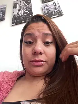 Pretty  Milf online show from April 2026 01:34:01 PM