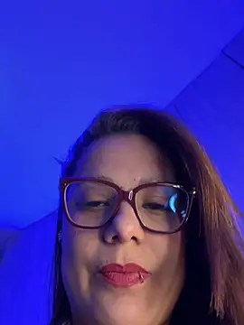 Pretty  Milf online show from May 2026 01:06:01 PM