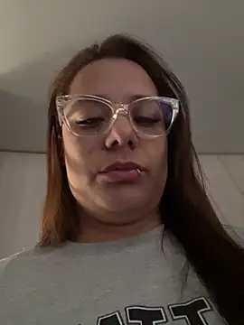 Snapshot of Pretty__Milf chatting on July 2026 07:26:02 PM Pretty Milf online show from July 2026 07:26:02 PM