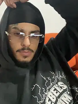 liyamjunior online show from February 2026 09:44:02 AM