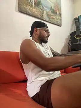 liyamjunior online show from February 2026 06:32:02 PM