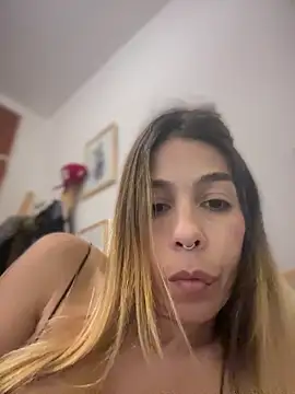 miafoxmia online show from March 2026 10:33:02 PM