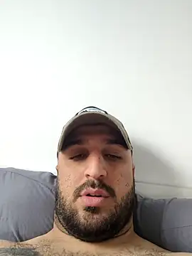 Snapshot of Mertozer01 chatting on March 2026 10:50:01 AM Mertozer01 online show from March 2026 10:50:01 AM
