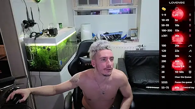 Rayzel White online show from February 2026 10:51:02 PM