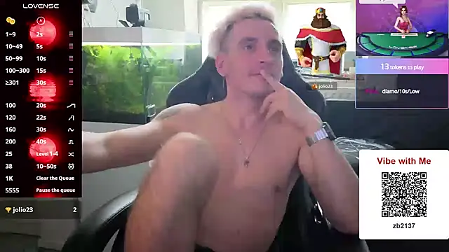 Rayzel White online show from May 2026 04:14:02 PM