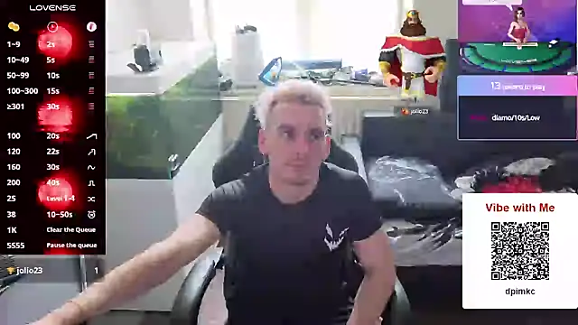 Rayzel White online show from May 2026 12:59:01 PM