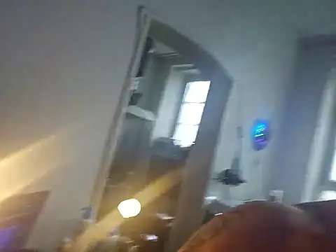 Rayzel White online show from January 2026 12:20:02 PM