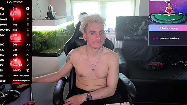 Rayzel White online show from June 2026 05:40:01 PM
