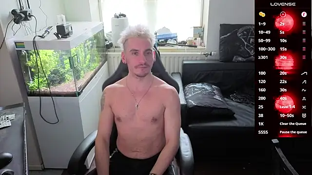 Rayzel White online show from March 2026 01:43:02 PM