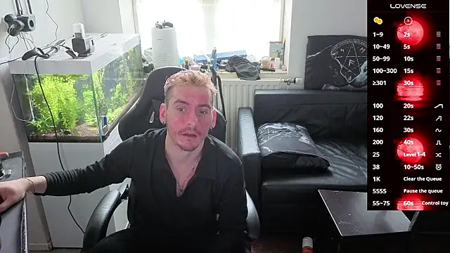 Rayzel White online show from March 2026 02:53:02 PM