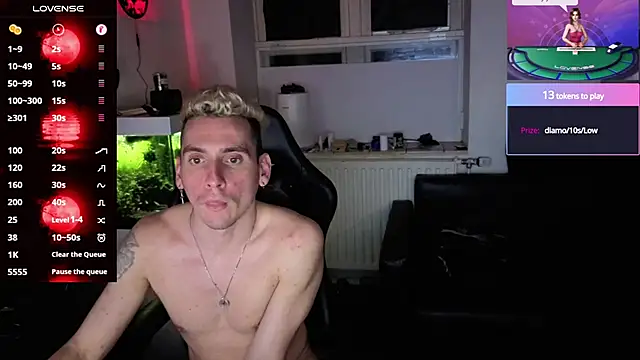 Rayzel White online show from May 2026 01:04:01 AM
