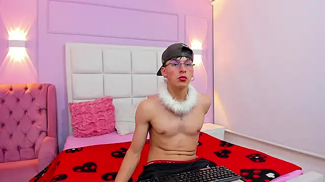 Alexander Collinss online show from February 2026 03:48:01 AM