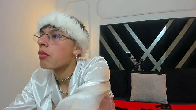 Alexander Collinss online show from February 2026 03:28:01 AM