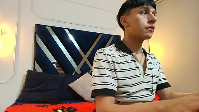 Alexander Collinss online show from February 2026 03:35:02 AM