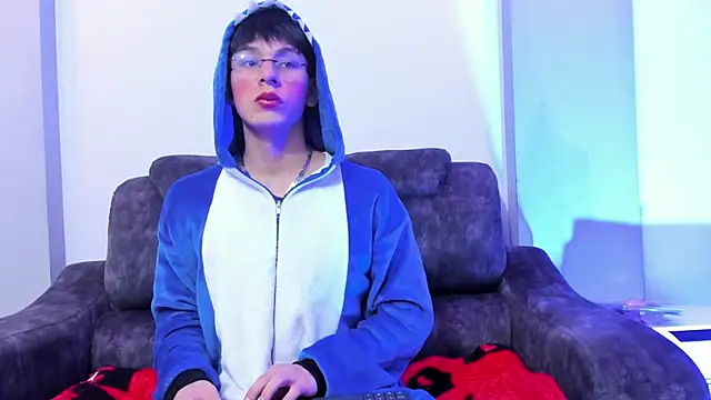 Alexander Collinss online show from February 2026 03:30:02 AM