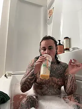 VeraVendetta online show from February 2026 06:43:02 PM