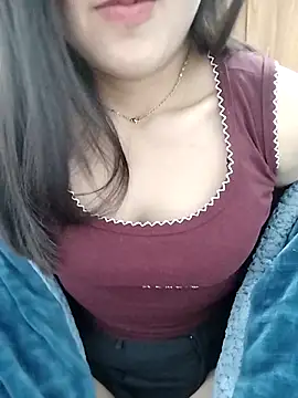 Snapshot of MaiNgoc_sexy chatting on February 2026 11:37:01 PM MaiNgoc sexy online show from February 2026 11:37:01 PM