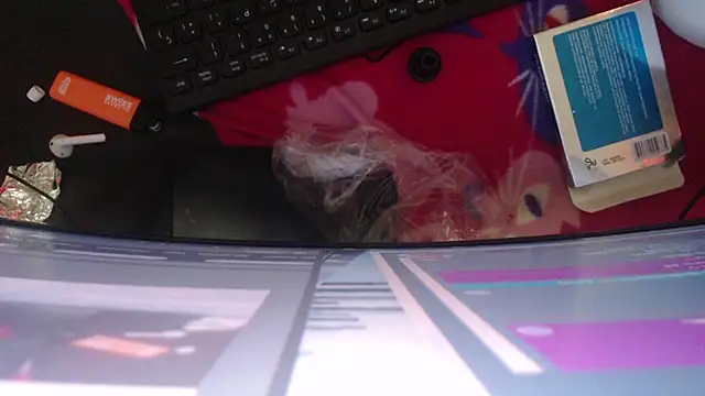 Snapshot of Loriiiany chatting on March 2026 07:15:01 AM Loriiiany online show from March 2026 07:15:01 AM