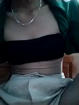 Lisa xx2 online show from February 2026 12:33:01 PM