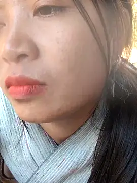 miumiu sexy2x online show from March 2026 08:25:02 AM