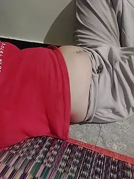 Snapshot of TamilDreamgirl08 chatting on April 2026 12:00:01 AM TamilDreamgirl08 online show from April 2026 12:00:01 AM