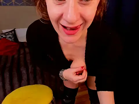 Snapshot of GingerWixxx chatting on February 2026 05:27:02 AM GingerWixxx online show from February 2026 05:27:02 AM