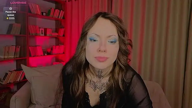 MoonHaze   online show from March 2026 10:33:02 AM