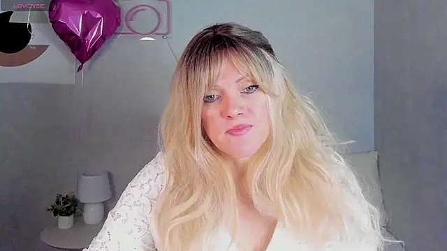 Victoria Nelson online show from March 2026 01:17:02 AM