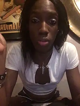 Snapshot of dianagonewild chatting on May 2026 01:56:02 AM dianagonewild online show from May 2026 01:56:02 AM