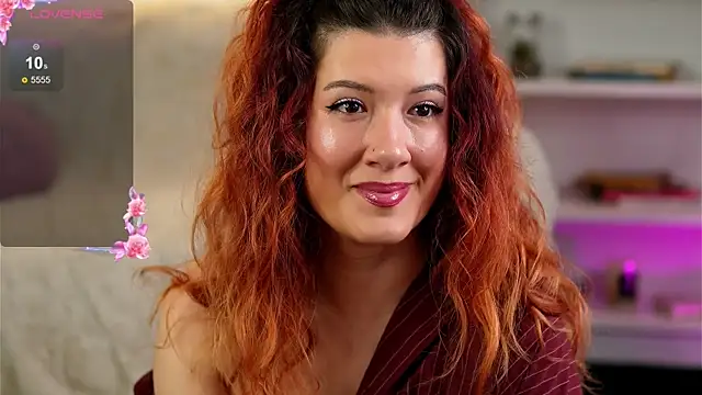 EvaMo0n online show from April 2026 04:48:02 AM