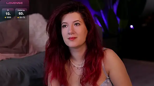 EvaMo0n online show from February 2026 04:43:01 AM