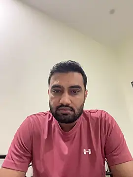 Arman-choudhary1998 online show from February 2026 05:32:01 PM