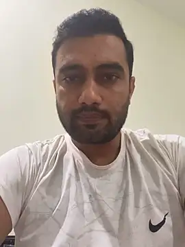 Arman-choudhary1998 online show from February 2026 05:35:01 PM