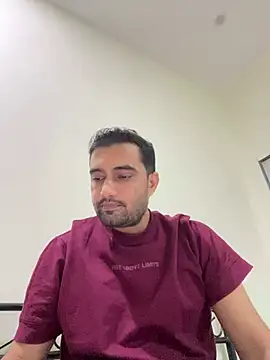 Arman-choudhary1998 online show from February 2026 05:57:02 PM