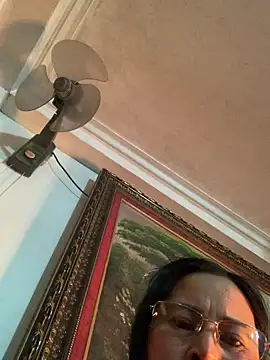 Snapshot of emgaisayhi chatting on February 2026 07:24:02 PM emgaisayhi online show from February 2026 07:24:02 PM