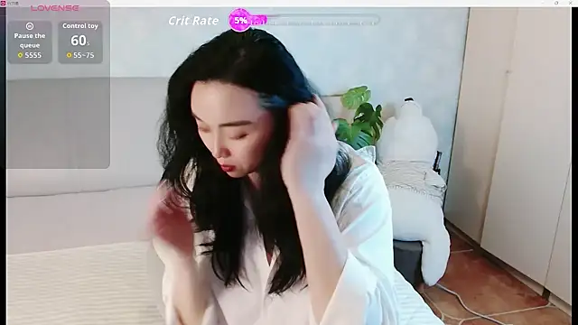 awayaya online show from March 2026 01:33:01 AM