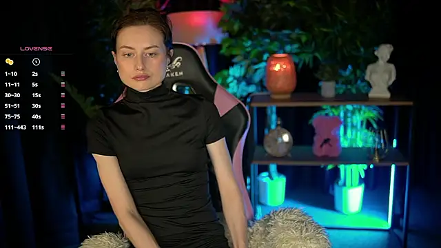 baby luna xo online show from February 2026 10:23:02 PM