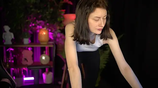 baby luna xo online show from January 2026 07:34:01 AM