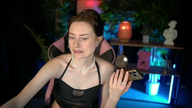 baby luna xo online show from February 2026 09:54:01 AM