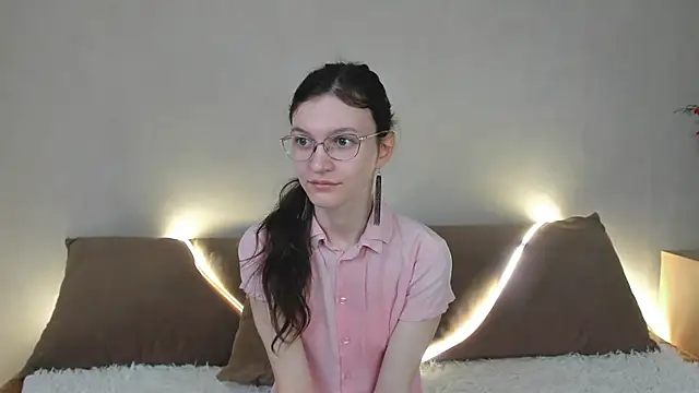 ThoraMarola online show from March 2026 05:06:02 AM