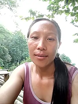 Snapshot of Diana-02 chatting on May 2026 10:47:01 AM Diana-02 online show from May 2026 10:47:01 AM