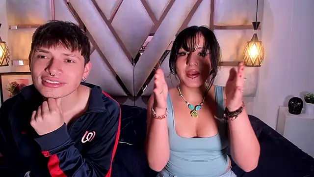 miaanddemian online show from January 2026 11:58:01 AM